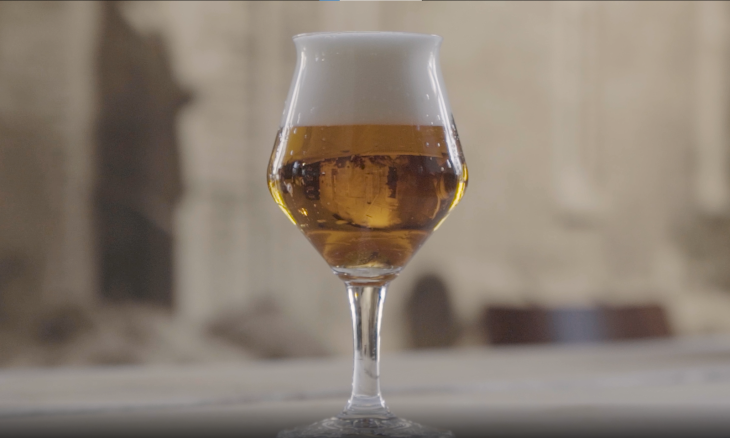 New Zealand Sunshine lager bier van Brand en Noordt New Zealand Sunshine lager bier van Brand en Noordt in een glas